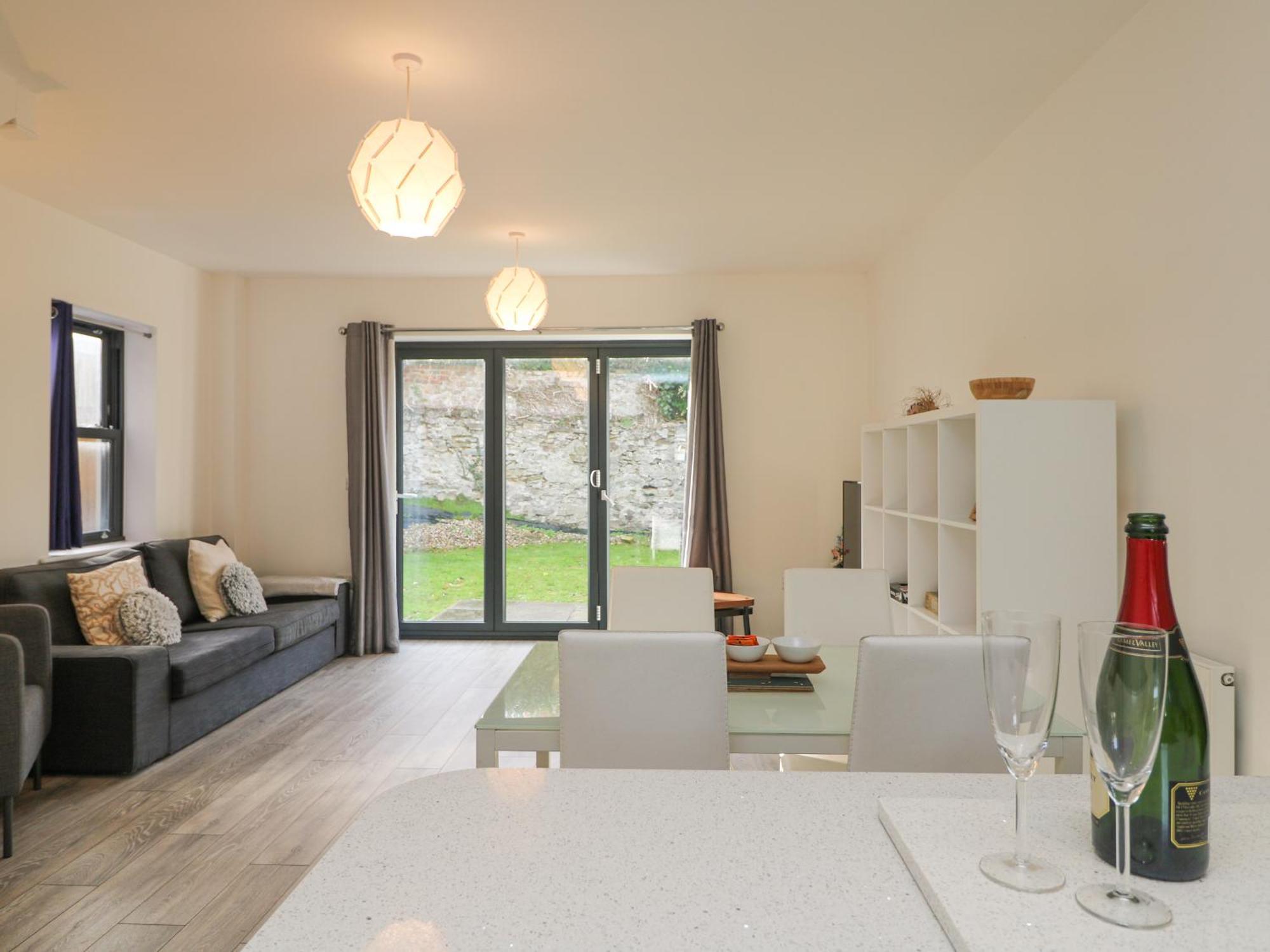 1 Queensway Gardens Hayle Exterior photo